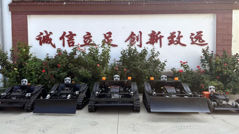 Remote controlled crawler weeding machine China manufacturer factory distributor