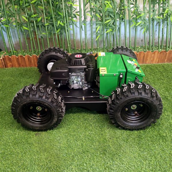 Green Wireless 4WD Robotic Lawn Mower (VTW550-90) With Tubeless Tires - Image 4