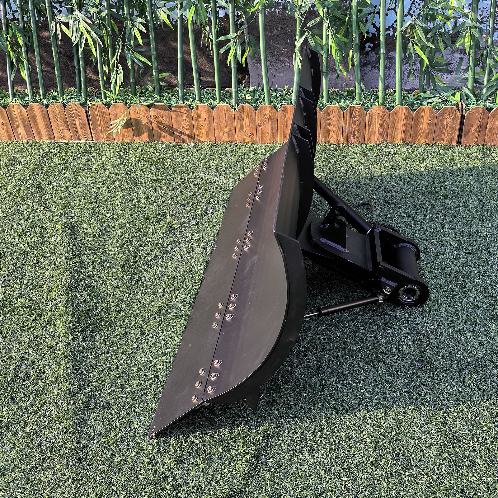 Angle Snow Plow (1000mm) - Image 4