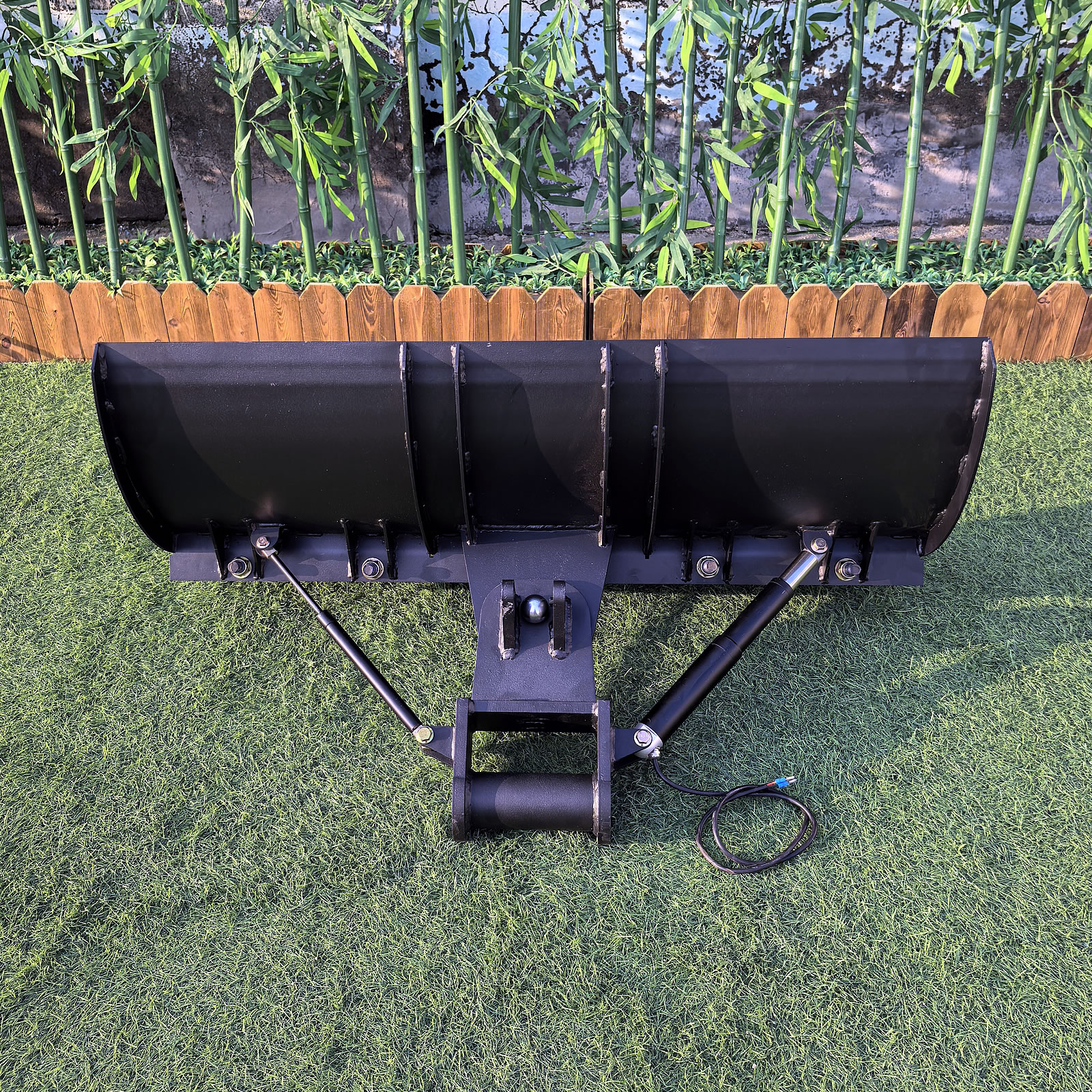 Angle Snow Plow (1000mm) - Image 6