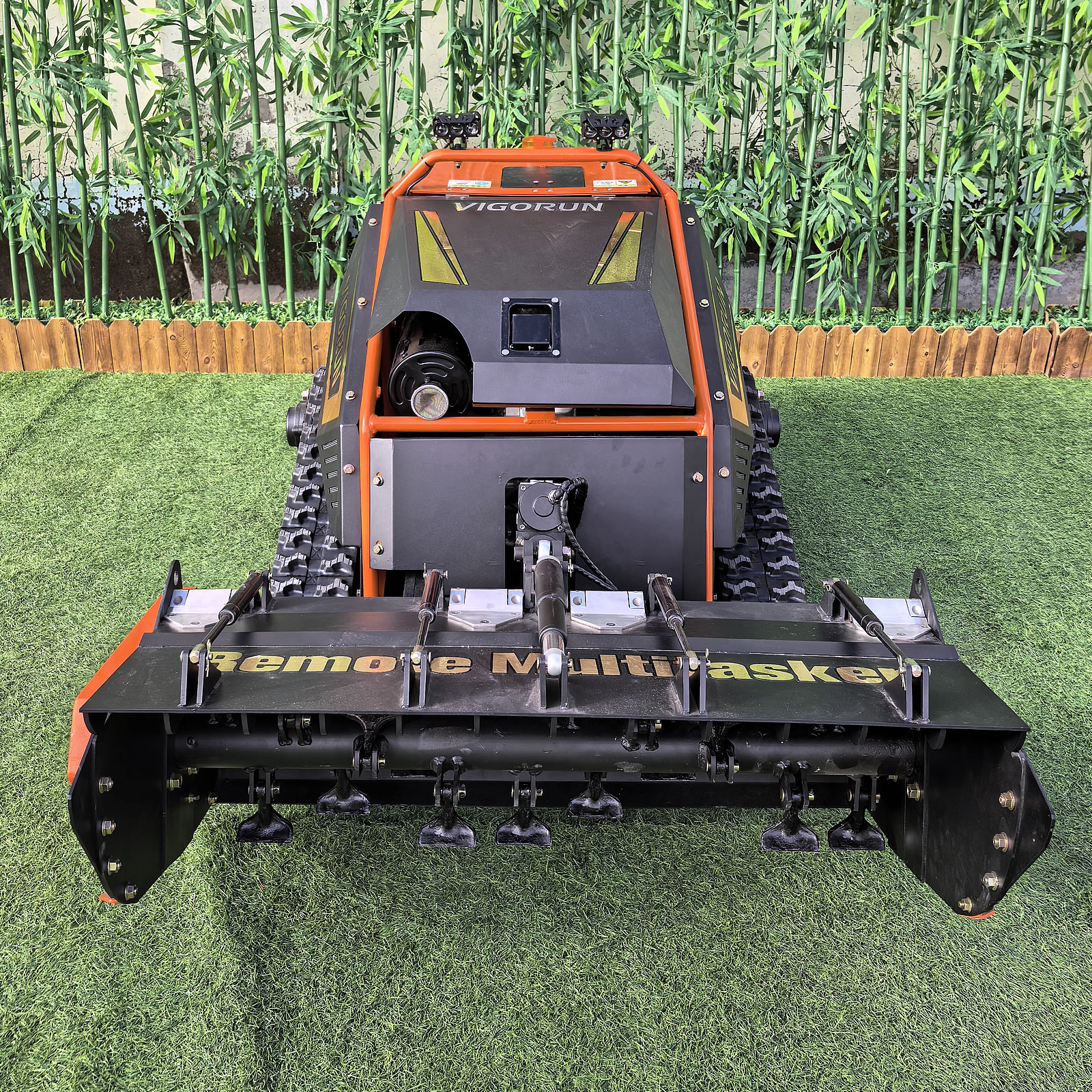 Remote control hammer mulcher (MTSK1000 with hammer flail ) - Image 3